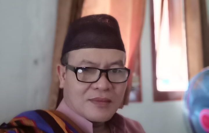 Adab di Atas Ilmu: Mengapa Menghormati Jauh Lebih Penting Daripada Dihormati?