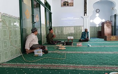 Masjid Nurul Iman Desa Cowek Gelar Pelatihan Penyembelihan Hewan Qurban, Hadirkan Tim Ahli dari Sidogiri