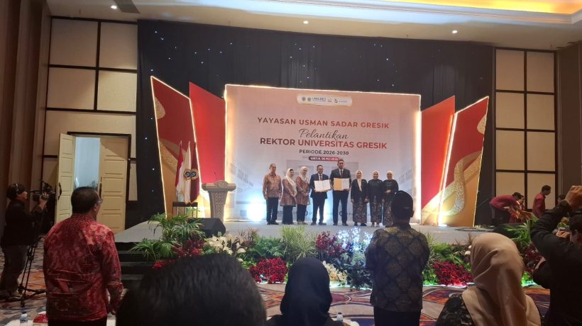Dr. Rian Pramana Suwanda Resmi Dilantik Jadi Rektor Universitas Gresik Periode 2026-2030