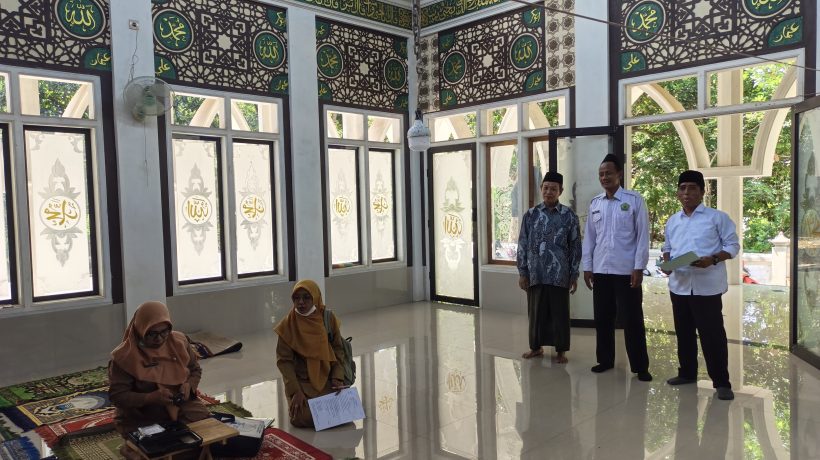Tingkatkan Kenyamanan Ibadah, Puskesmas dan KUA Grati Gelar Inspeksi Kebersihan Lingkungan di Sejumlah Masjid