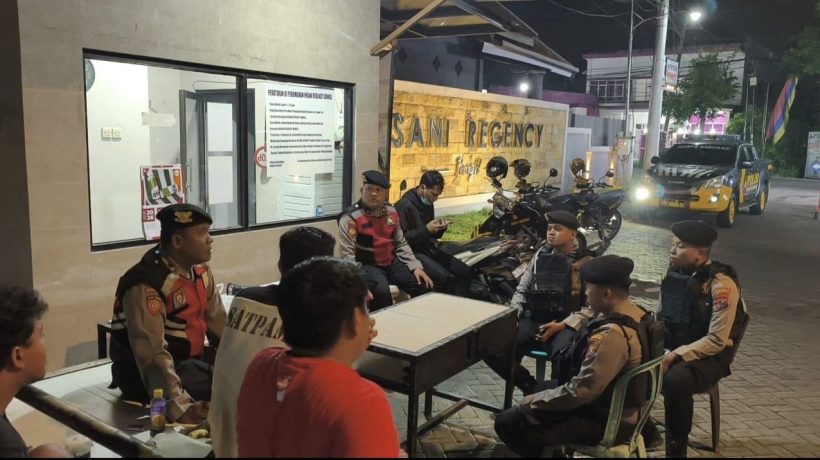 Jaga Kondusivitas Malam Hari, Sat Samapta Polres Pasuruan Sambangi Perumahan Insani Regency Bangil