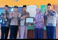 KUA Purwosari Gelar Safari BRUS di SMP Islam Purwosari, Bekali Remaja Edukasi Reproduksi hingga Bahaya Narkoba