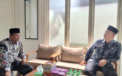 Tinjau KUA Kec. Grati, Plt Kepala Kemenag Kab. Pasuruan H. Achmad Shampton: Layani Masyarakat dengan Senyum dan Ikhlas