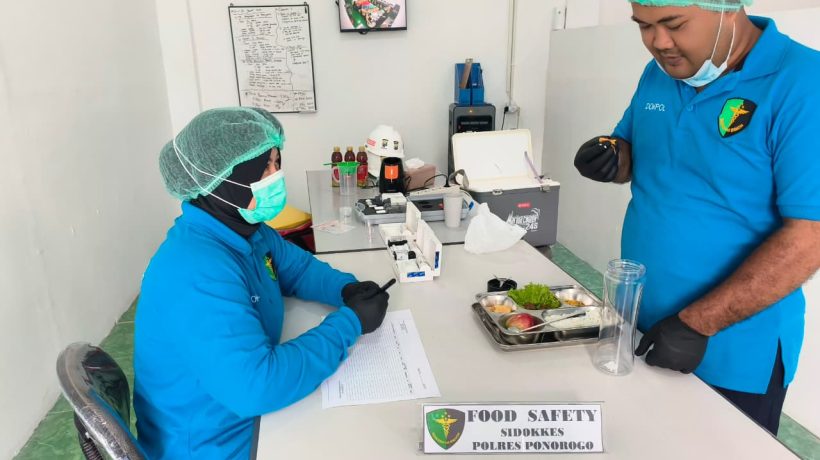 Polres Ponorogo Libatkan Sidokkes Pastikan Makanan Program MBG Aman Dikosumsi
