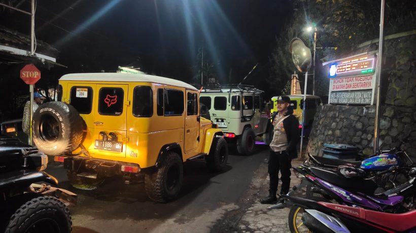 Long Weekend_ : Polres Probolinggo Pertebal Pengamanan di Kawasan Wisata Bromo