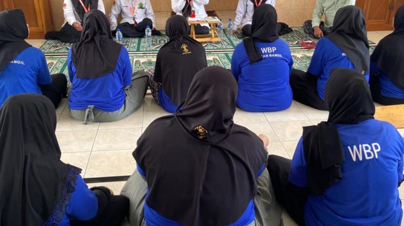 Tingkatkan Kualitas Diri, Penyuluh Agama Islam KUA Tutur Berikan Materi Sabar di Rutan Bangil