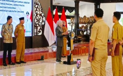 Mutasi 70 Pejabat di Lingkungan Pemkab Lumajang, Bupati Indah Amperawati: Jangan Jadikan Jabatan untuk Kepentingan Pribadi