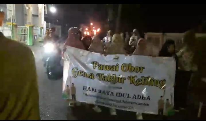 Semarak Sambut Idul Adha 1447 H, Remaja Sukalipuro Bangil Gelar Pawai Obor Gema Takbir Keliling