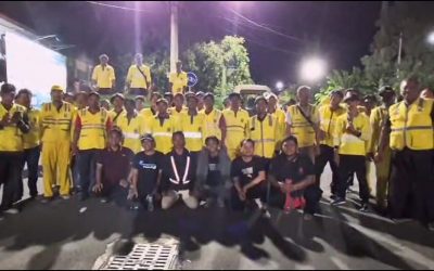 Usai Pawai Lampion Idul Adha, Pasukan Kebersihan DLHP Magetan Sigap Bersihkan Kota