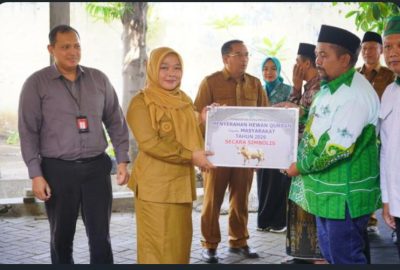 Sambut Idul Adha, Pemkot Probolinggo Salurkan 3 Sapi dan 51 Kambing Kurban untuk Masyarakat