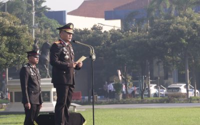 Gelar Upacara Hari Lahir Pancasila, Wakapolda Jatim : Pancasila Kunci Persatuan Bangsa di Tengah Ancaman Global