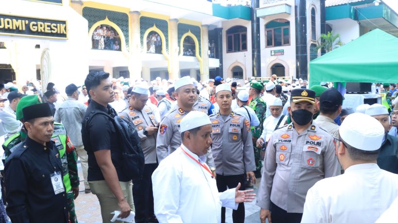 Polres Gresik Libatkan Ratusan Personel Layanan Pengamanan Haul Habib Abu Bakar Assegaf ke-71