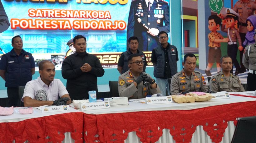 Polresta Sidoarjo Ungkap Peredaran Narkotika Jaringan Internasional, Dua WNA Diamankan