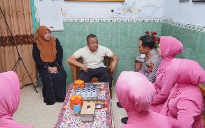 Hari Bhayangkara ke-80, Kapolres Pasuruan Anjangsana Anggota Sakit dan Warakawuri