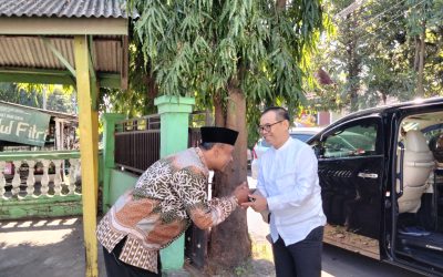Hadiri Milad ke-50 YTI Nguling, Kakanwil Kemenag Jatim Dorong Pelayanan Prima 3K di KUA Pasuruan