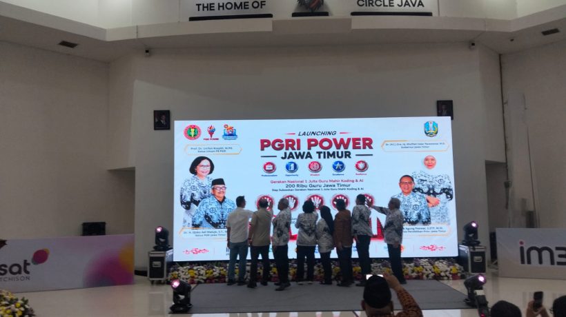 Sukseskan Gerakan Nasional 1 Juta Guru Mahir Koding & AI, PGRI Power Jawa Timur Resmi Diluncurkan
