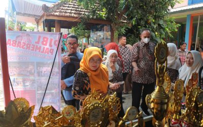 Apresiasi Melejit di Pameran Karya Skena Genius SMPN 1 Bangil, Cetak Generasi Unggul Nalar Sains dan Literasi