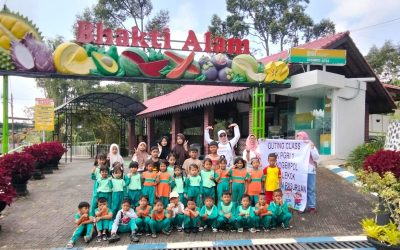 Serunya Belajar di Luar Kelas, Siswa TK PGRI 1 Lekok Jelajahi Agro Wisata Bhakti Alam
