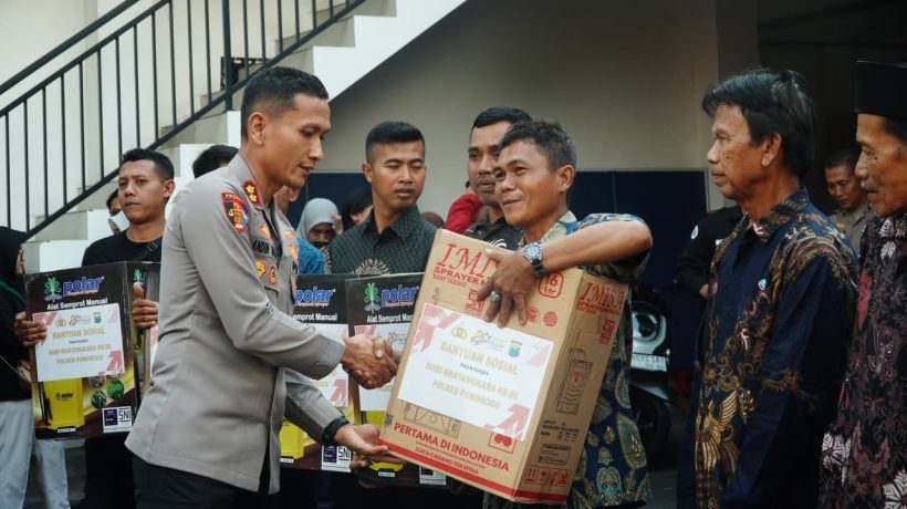 Hari Bhayangkara ke-80, Polres Ponorogo Salurkan Ratusan Paket Bansos Untuk Masyarakat