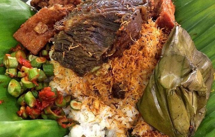 Menikmati Nasi Punel Bangil, Kuliner Legendaris Pasuruan yang Bikin Nagih