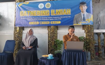 Akselerasi Disertasi PAI, H. Abdul Basit Mahasiswa Doktoral UAC Serahkan Karya Buku di Gathering Ilmiah Kota Batu
