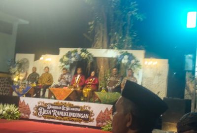 Ribuan Warga Padati Wisata Danau Ranu Grati, Tradisi Distrikan dan Selametan Desa Ranuklindungan Berlangsung Khidmat