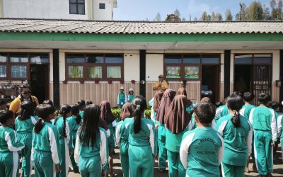 Serunya Penutupan MPLS SDN Ngadirejo I Tutur: Gelar Jalan Sehat hingga Pesta Mandi Busa