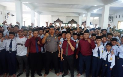 Merawat Generasi Emas dari Ancaman Narkoba dan Bullying, Satbinmas Polres Pasuruan Gelar Binluh di ALBERR Pandaan