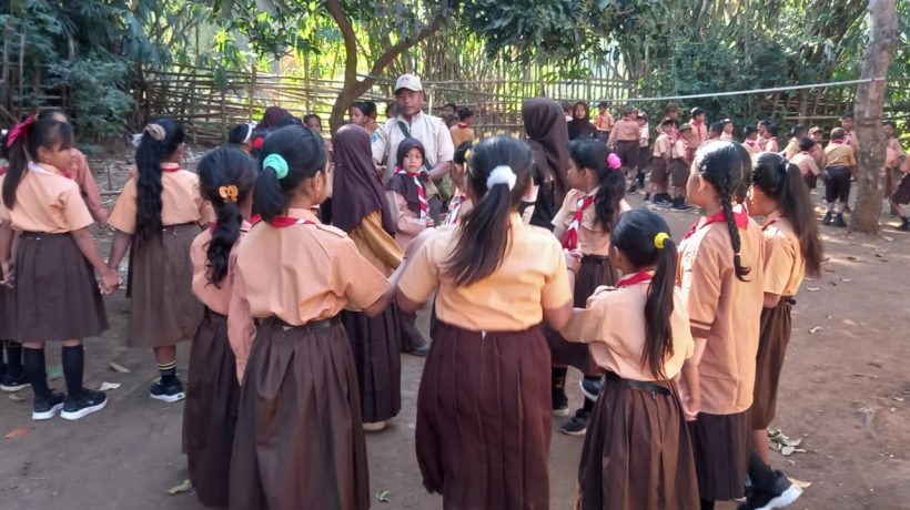 Bentuk Generasi Berkarakter, SDN Kedawungkulon II Gelar Masa Orientasi Pramuka dan Penerimaan Siaga Mula