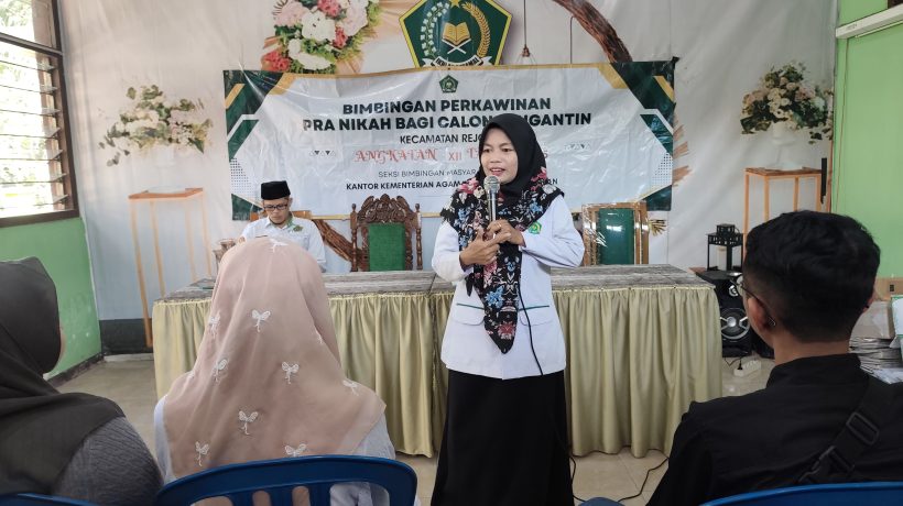 KUA Rejoso Pasuruan Gelar Binwin Angkatan XII, Kepala KUA: Agama dan Humor Jadi Kunci Keluarga Sakinah