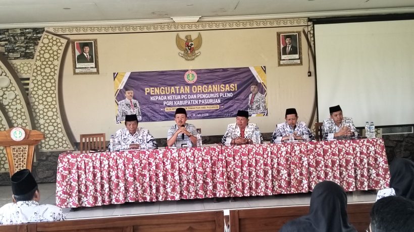 Perkuat Solidaritas, PGRI Kabupaten Pasuruan Gelar Penguatan Organisasi untuk Ketua PC dan Pengurus Pleno