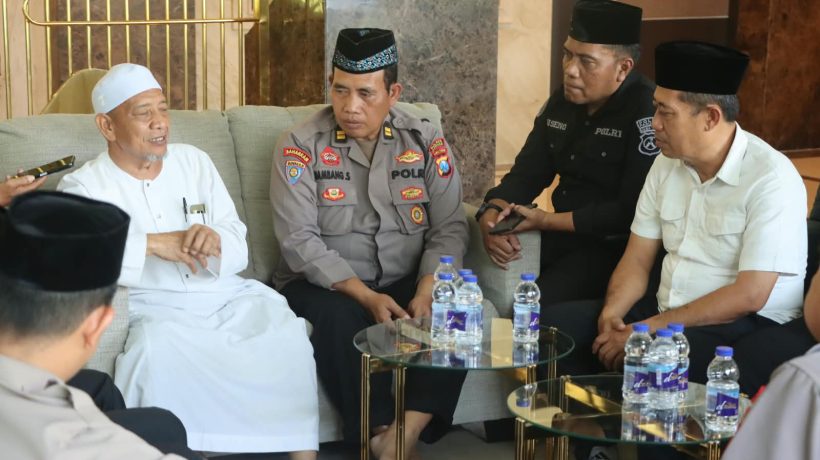 Satbinmas Polres Pasuruan Perkuat Sinergitas Ulama dan Umara Melalui Program Rabu Berguru di Ponpes Dalwa
