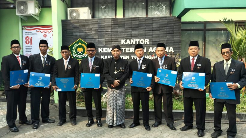 Pengabdian Berbuah Manis, 8 ASN Kemenag Tulungagung Terima Satyalancana Karya Satya dari Presiden Prabowo