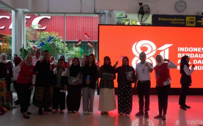 Sapa Penumpang di Hari Kemerdekaan, KAI Daop 8 Surabaya Gelar Lomba dan Aksi Simpatik di Stasiun