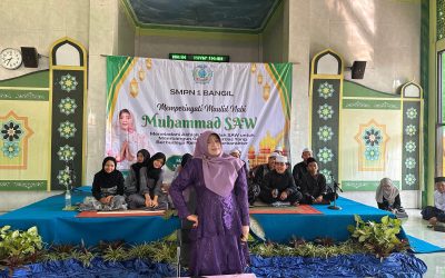 Peringati Maulid Nabi SAW, SMPN 1 Bangil Ajak Siswa Meneladani Akhlak Rasulullah dan Jauhi Narkoba