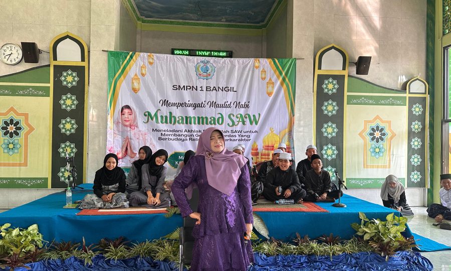 Peringati Maulid Nabi SAW, SMPN 1 Bangil Ajak Siswa Meneladani Akhlak Rasulullah dan Jauhi Narkoba