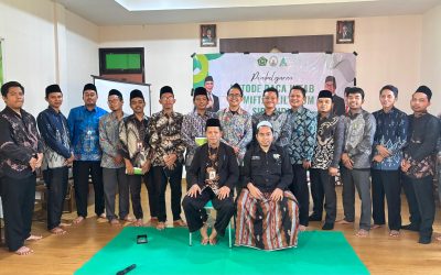 KUA Kejayan Gelar Kajian Kepenghuluan Pertemuan Ke-3, Perdalam Kitab Al-Miftah Lil Ulum Sidogiri