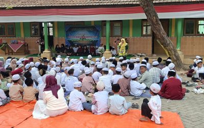 Kakorwilcam Lekok Apresiasi Peringatan Maulid Nabi Muhammad SAW di SDN Wates I