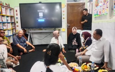 Tegaskan Ketepatan Bansos, Wali Kota Surabaya Eri Cahyadi Kumpulkan Pejabat Pemkot dan Tokoh Masyarakat Wonorejo