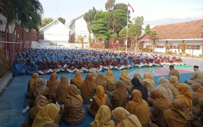 SMKN 1 Sukorejo Gelar Doa Bersama dan Takziah ke Rumah Duka Moch. Ilham Azhari