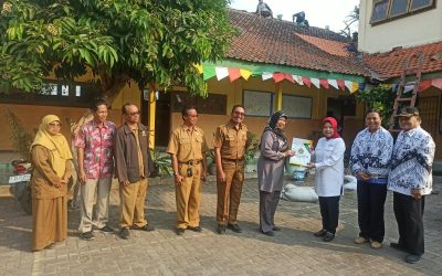 SMP PGRI Sukorejo Terima Bantuan Pasca-Kebakaran dari YPLP PGRI Jatim dan PGRI Cabang Sukorejo