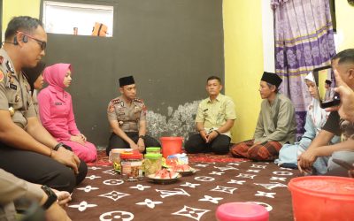 Kapolres Pasuruan Takziah ke Rumah Duka Korban Pembunuhan Prigen, Tegaskan Komitmen Penanganan Kasus Secara Adil