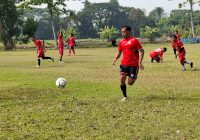 Pererat Silaturahmi dan Soliditas, PC PGRI Rejoso Gelar Sepak Bola Persahabatan Lawan PGRI Lumbang