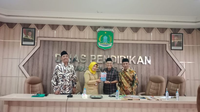 Kepala Dinas Pendidikan Buka Semiloka Literasi dan Numerasi Dewan Pendidikan Kabupaten Pasuruan