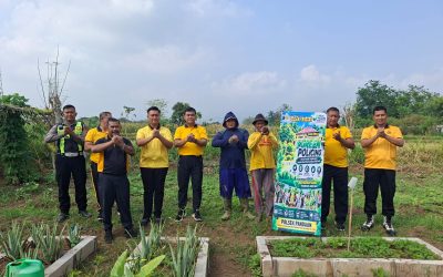 Sinergi Jaga Lingkungan, Kapolsek Pandaan Kompol Slamet Prayitno Pimpin Giat Green Policing di Karangjati